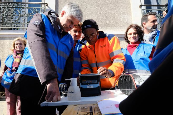 laurent-wauquiez-president-de-region-a-gannat-pour-une-auvergne-connectee