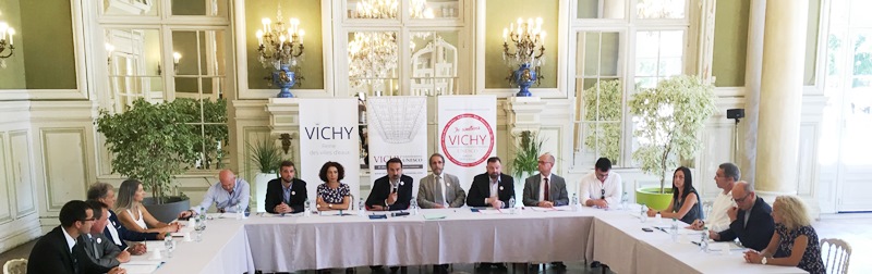 signature mecenes expo vichy reine des villes d eau - 4 juillet 2019